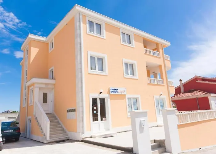 Sunbreeze * Trogir